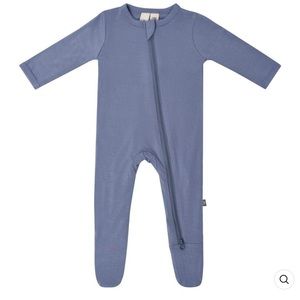 Kyte Slate Bamboo zippered Footie 6-12 months.